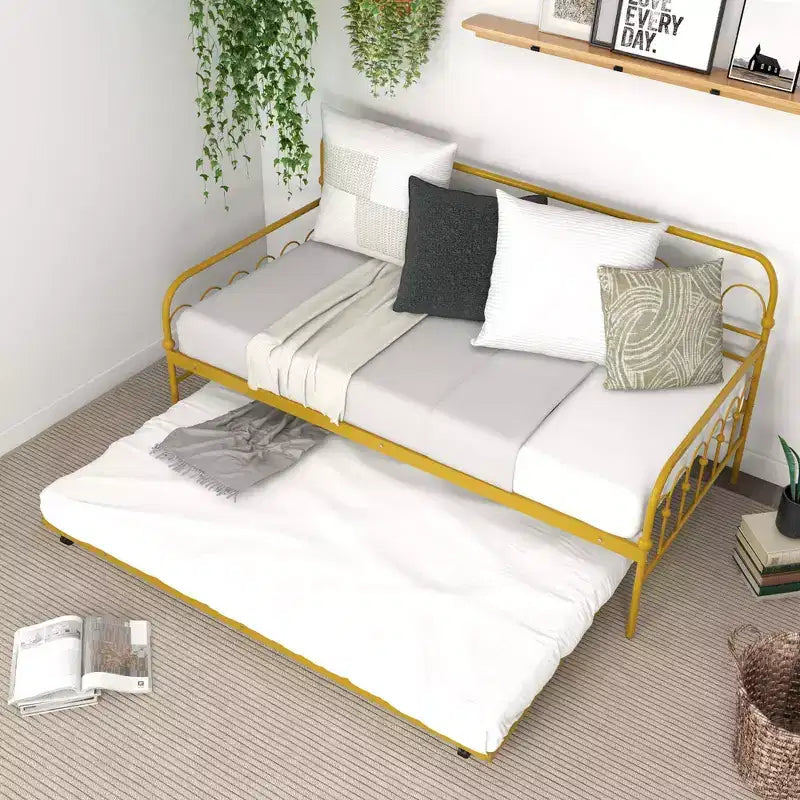 Letto a giorno matrimoniale in metallo con letto estraibile – Divano letto salvaspazio, ruote bloccabili, oro
