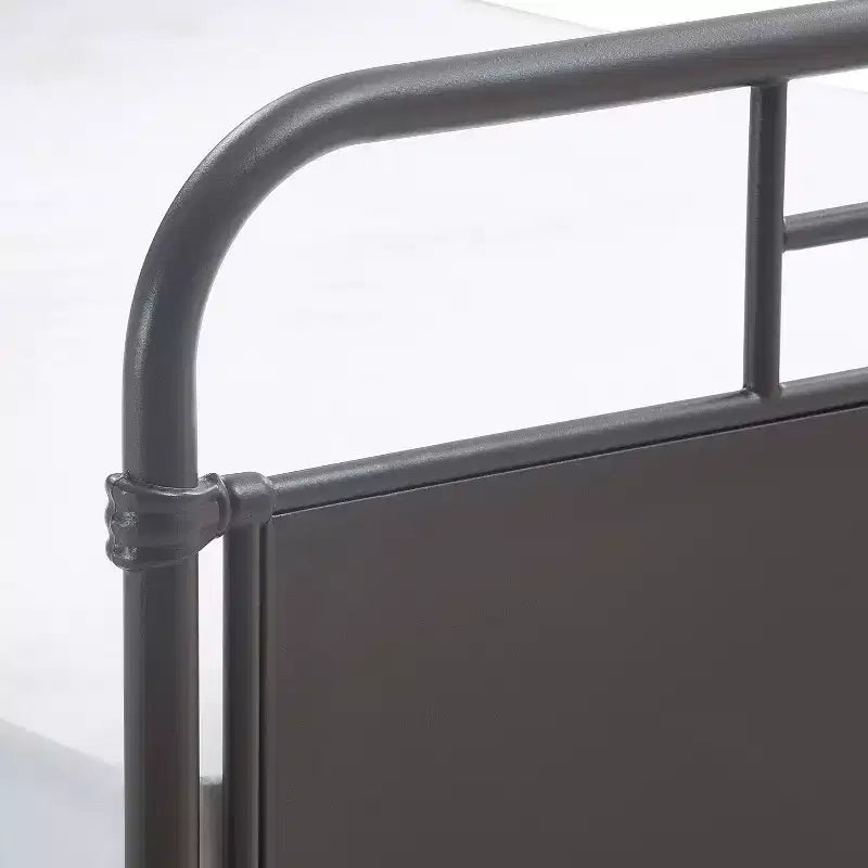 Telaio letto industriale in metallo con testiera curva – Nero opaco, base a doghe in legno inclusa