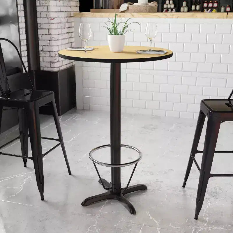 Piano del tavolo rotondo in laminato da 30" con base ad altezza bar da 22"x22" e poggiapiedi