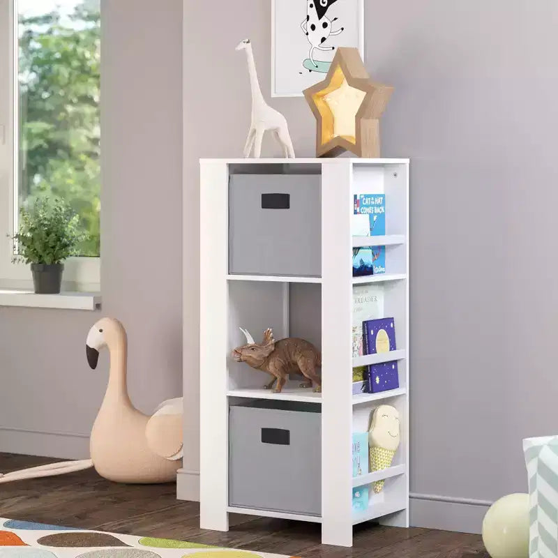 Torre Organizer per Libri e Giocattoli per Bambini – 3 Scomparti, 6 Scaffali per Libri, Bianca con 2 Contenitori in Tessuto