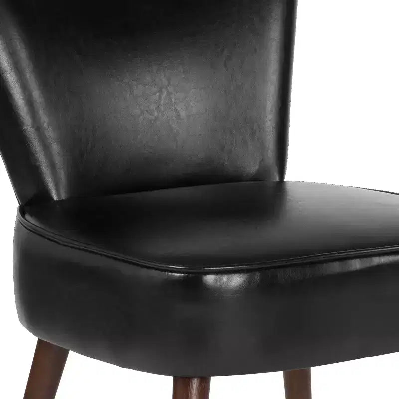 Sedia laterale d'accento retrò Mid-Back Merrick Lane Santino in similpelle nera con gambe svasate in legno